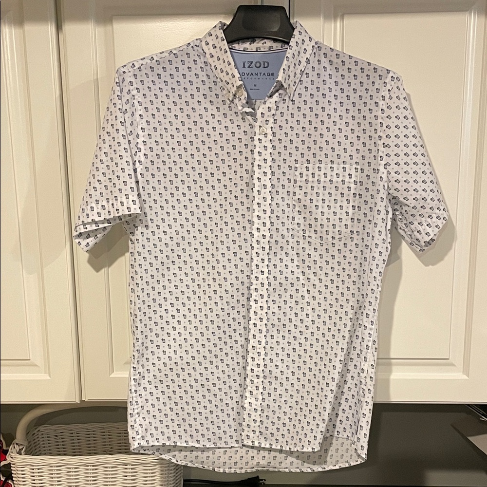 IZOD Men's White and Blue Patterned Shirt